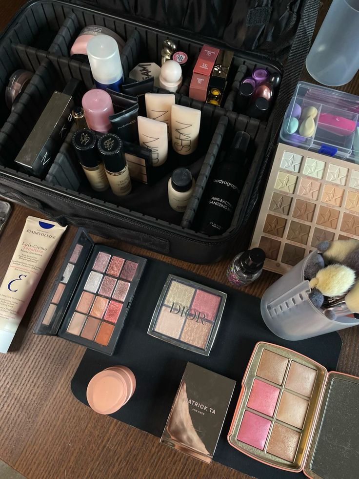 makeup makeupartist sminkning smink makeup artist brudmakeup festmakeup festsmink brudsmink